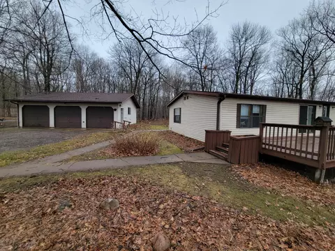 n6104 Lake Road, Stone Lake, WI 54876