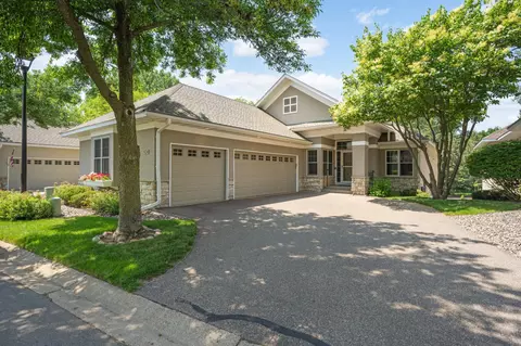 924 Nine Mile Cv S, Hopkins, MN 55343