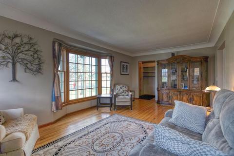 8936 Colfax Ave S, Bloomington, MN 55420