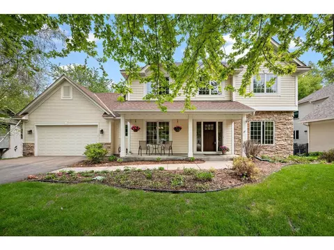 5900 Bryant Ln, Inver Grove Heights, MN 55076