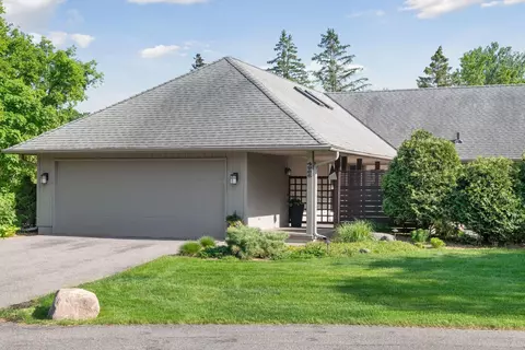 4985 Sussex Pl, Shorewood, MN 55331