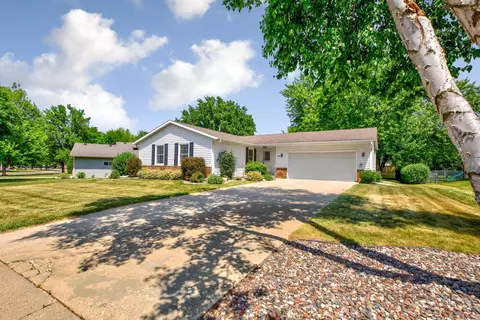 1895 3rd Ave NE, Owatonna, MN 55060