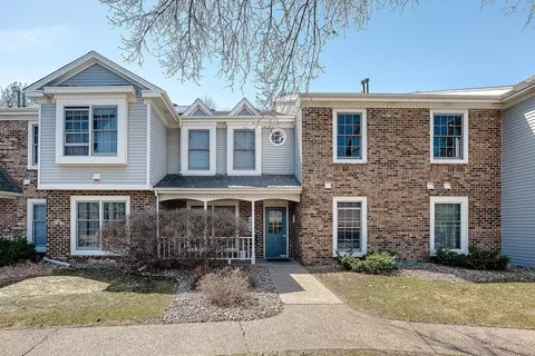 10928 Quebec Ave S, Bloomington, MN 55438