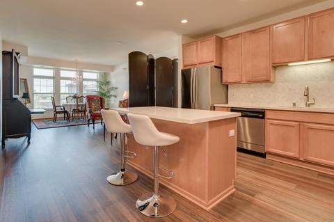 7100 Metro Blvd #405, Edina, MN 55439
