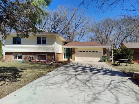 8111 Fairmont Cir NE, Fridley, MN 55432