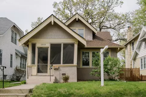 1313 James Ave, Saint Paul, MN 55105