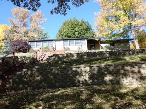 130 Pleasant View Rd, Slayton, MN 56172