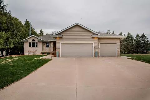 2201 9th Pl SW, Austin, MN 55912