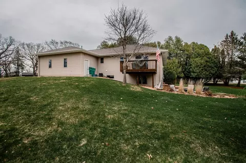 2201 9th Pl SW, Austin, MN 55912 photo 9