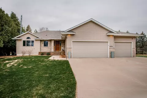 2201 9th Pl SW, Austin, MN 55912 photo 3