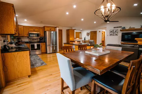 2201 9th Pl SW, Austin, MN 55912 photo 17