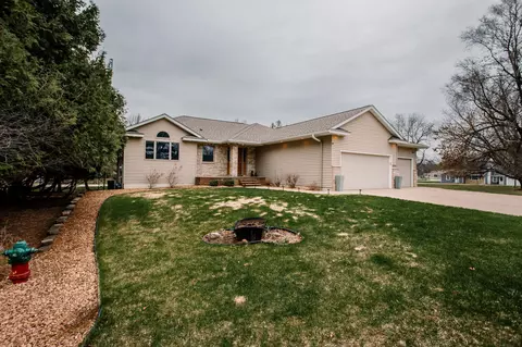 2201 9th Pl SW, Austin, MN 55912 photo 6