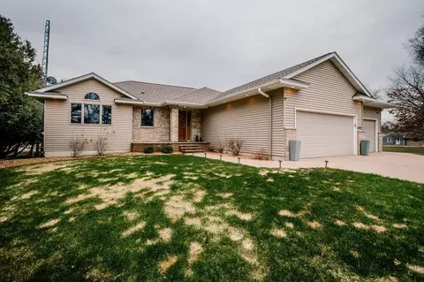2201 9th Pl SW, Austin, MN 55912 photo 5