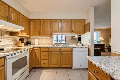 1000 41st Ave NE #218, Columbia Heights, MN 55421