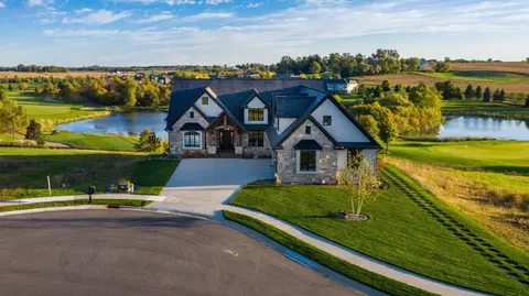 971 Southwell Enclave NE, Byron, MN 55920
