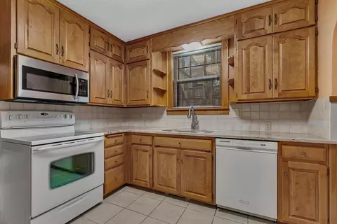 1018 Riverside Dr SE, Saint Cloud, MN 56304 photo 4