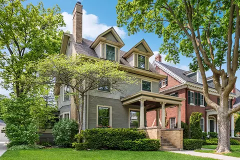1912 James Ave S, Minneapolis, MN 55403