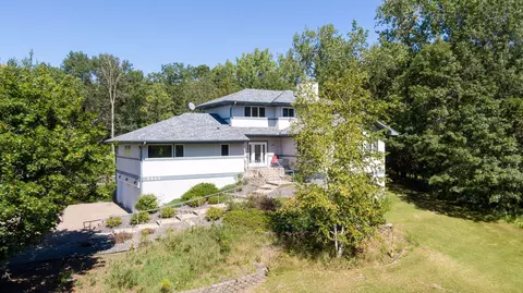 9800 Alaureate Trail Ct, Inver Grove Heights, MN 55077