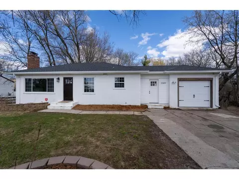 2349 Geneva Ave N, Oakdale, MN 55128