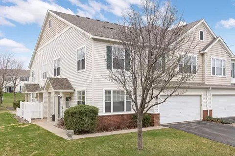 682 Princeton Ave, Shakopee, MN 55379