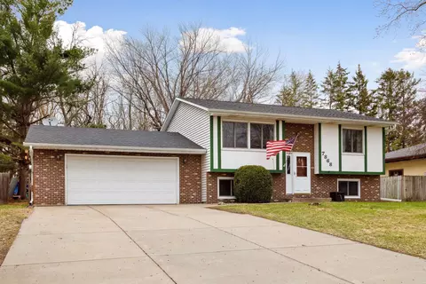 7868 73rd St S, Cottage Grove, MN 55016