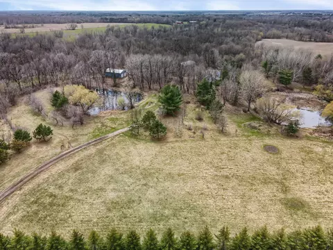 37074 Oasis Rd, Lindstrom, MN 55045