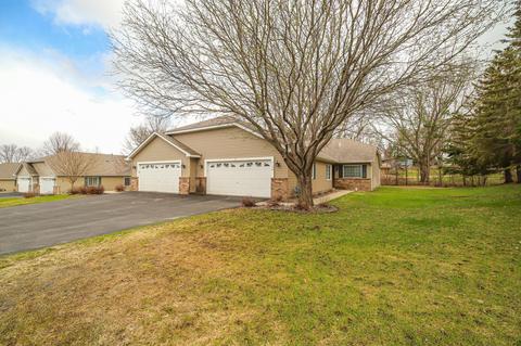9194 212th St W, Lakeville, MN 55044