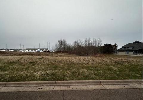 556 Marina Dr, Superior Twp, WI 54880