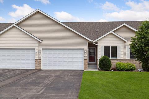 4143 Blakewood Dr, Shakopee, MN 55379