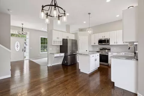 18734 Englewood Way, Farmington, MN 55024