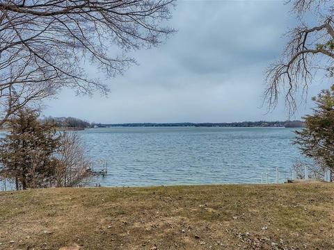 95 Crabapple Ln, Tonka Bay, MN 55331