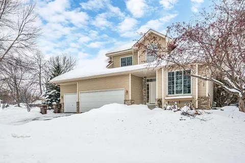 1702 Par Ln, Buffalo, MN 55313