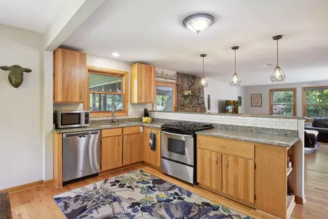 614 Glencoe Rd, Excelsior, MN 55331 photo 13