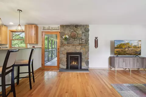 614 Glencoe Rd, Excelsior, MN 55331 photo 7