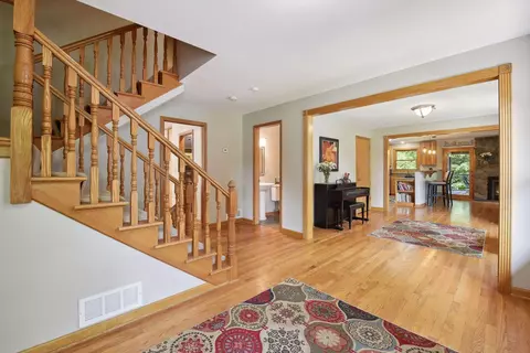 614 Glencoe Rd, Excelsior, MN 55331 photo 3