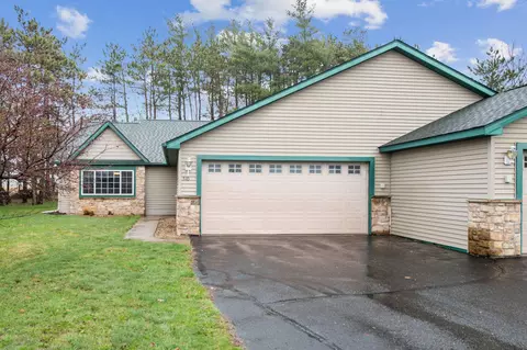 510 Meadows Dr, Hammond, WI 54015