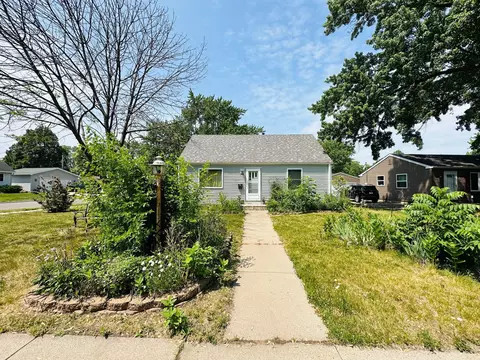 4801 Yates Ave N, Crystal, MN 55429