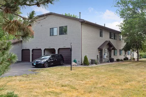 1270 Greenbriar Ct #28, White Bear Township, MN 55110