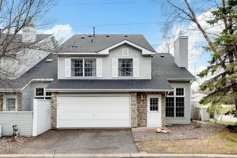 14824 58th St N #1B, Oak Park Heights, MN 55082