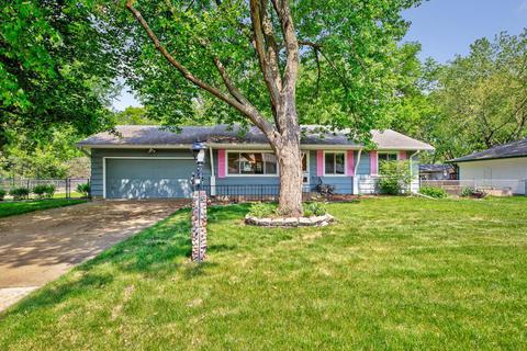 238 Stardust Blvd, Circle Pines, MN 55014