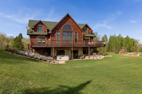 21233 579th St, Jacobson, MN 55752