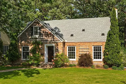 5409 Oaklawn Ave, Edina, MN 55424