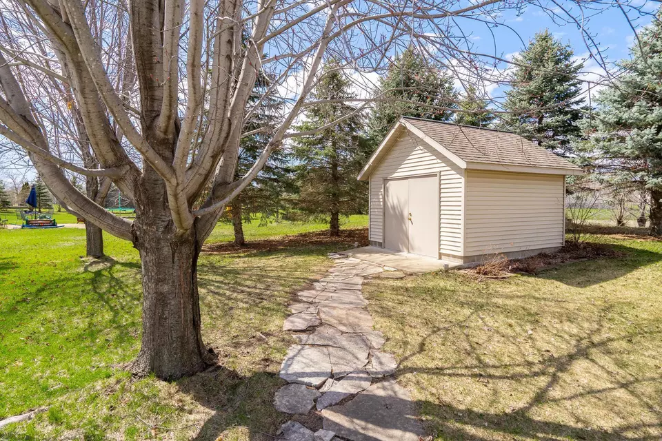  5122 382nd Dr, North Branch, MN 55056 photo 33