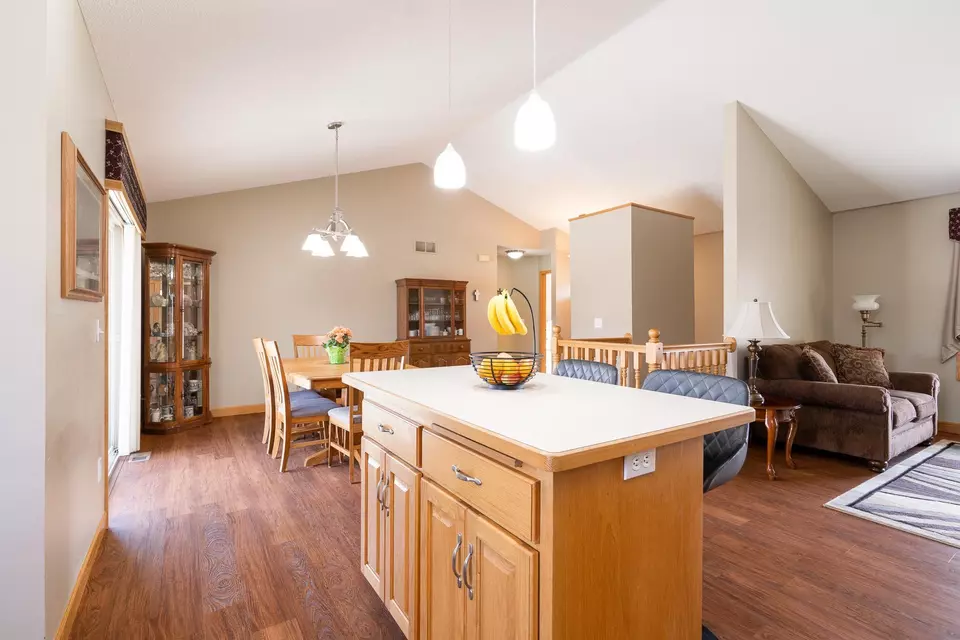  5122 382nd Dr, North Branch, MN 55056 photo 11