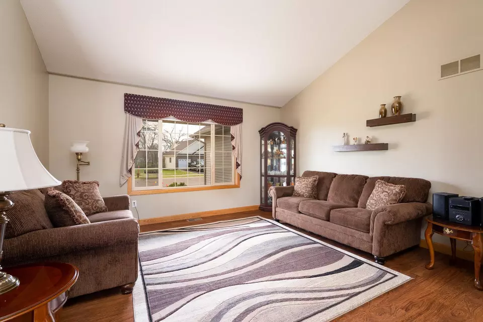  5122 382nd Dr, North Branch, MN 55056 photo 5