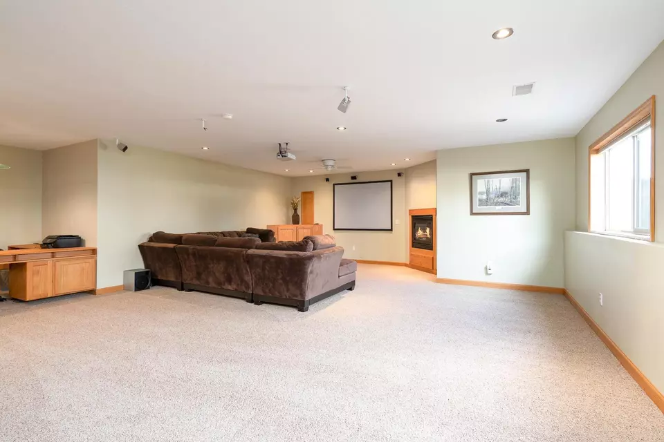  5122 382nd Dr, North Branch, MN 55056 photo 25