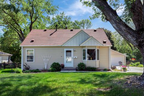 4848 Hampshire Ave N, Crystal, MN 55428