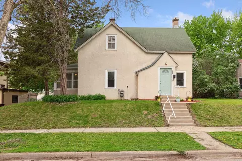 109 11th Ave N, South Saint Paul, MN 55075