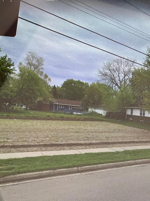 Nnn Charlton, West Saint Paul, MN 55118