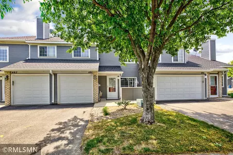 491 Mission Hills Way E, Chanhassen, MN 55317